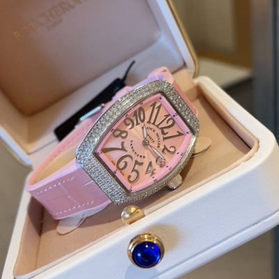 Franker Muller_Franck Muller V32 Barrel Series, Luxurious Diamond-Encrusted Clas