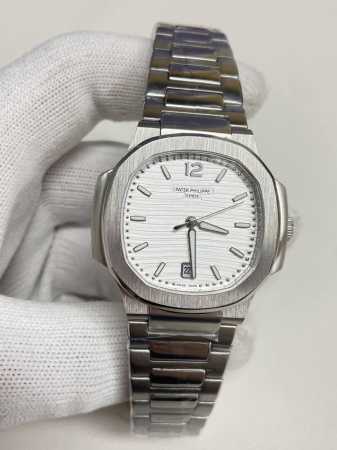 The Perfect Choice For The Modern Woman, This Elegant And Stylish Ladies' Nautil - Click Image to Close