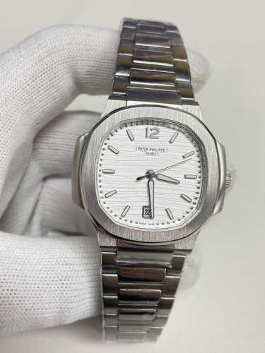 The Perfect Choice For The Modern Woman, This Elegant And Stylish Ladies' Nautil