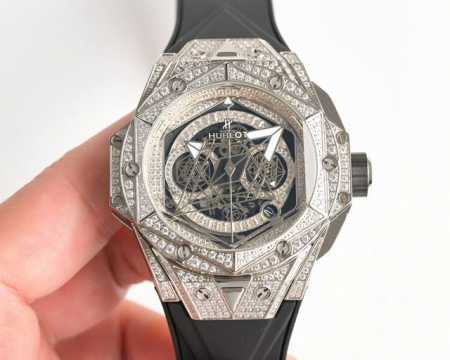Uniform Price: Hublot's new Big Bang Sang Bleu II T-Diamond Tattoo watch, once - Click Image to Close