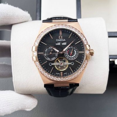 Omega Platinum - Hot New Arrival! Featuring a fully automatic mechanical moveme