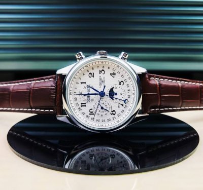 Longines Eight-Hand Moon Phase Mechanical Men's Watch Master Collection - A Must