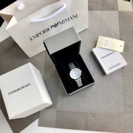 Original genuine special channel goods! Armani Armani women's watch. A must-have - Click Image to Close