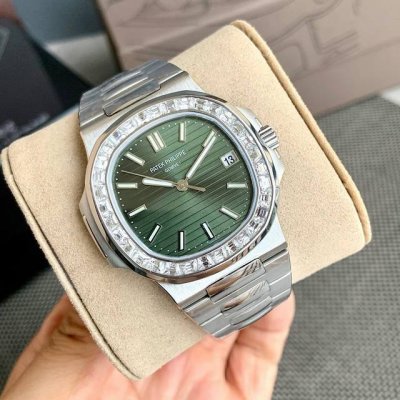 Patek Philippe Nautilus Nautilus sky-high price "Steel King" has a solid structu