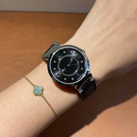 The latest Lv Louis Vuitton two-hand super hot model sapphire mirror, Swiss imp - Click Image to Close