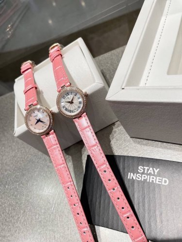 In March this year, Tissot released a new model of the Little Beauty series. Th