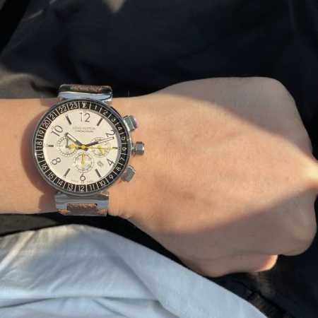 Lv Louis Vuitton, Neat And Capable Design Style Is Fashionable And Generous. The - Click Image to Close