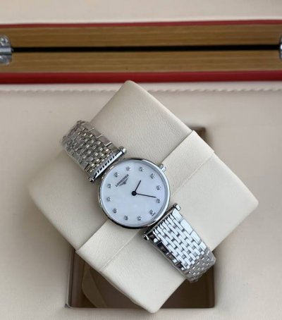 Longines La Grande Classique series, quartz movement ladies' watch, 24mm case di