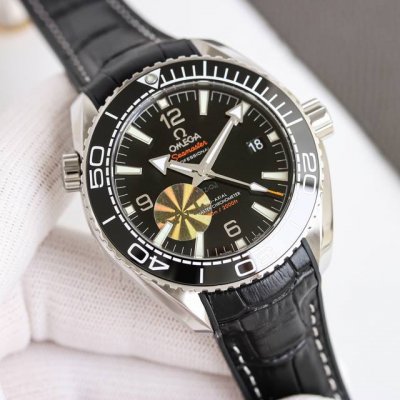 tape, steel tape Tvs Omega Ocean Universe 600m diving watch is equipped with th