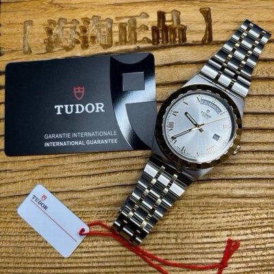 New Arrival! Tudor Royal Series Watch, Featuring 18K Gold-Plated Case, A Sporty
