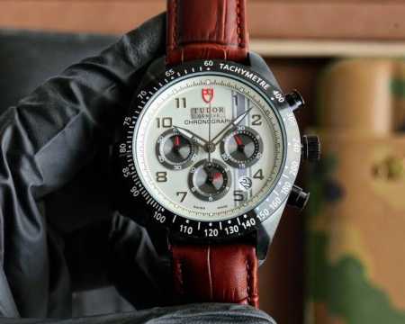Tudor Equipped with imported quartz movement Size: 42mm Coated glass Calfskin st - Click Image to Close