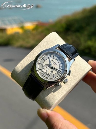 White-Gold Tw Factory, Highly Recommended: The Patek Philippe Nautilus 5905R-010