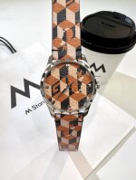 Gucci G-Timeless Series W-Shaped Watch, The Brand Introduces A Vibrant New Desig