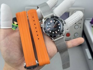 Or factory's only original mold-made, perfectly replicated Seamaster series Mits