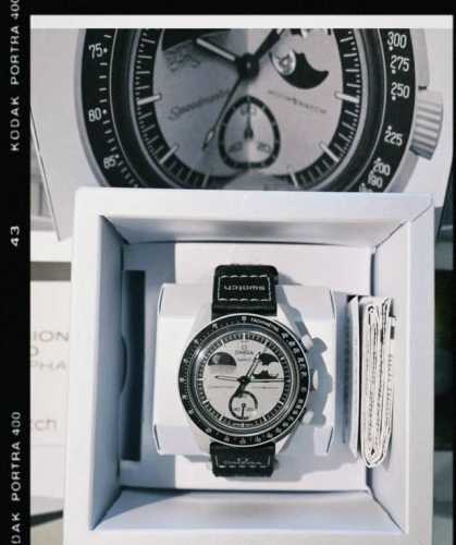Swatch x Omega Bioceramic Moonswatch series quartz movement 30m water resistant