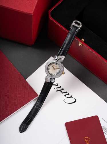 Diamond-set dial +50 Cartier Pearls Beyond Artistic Aesthetics! Cartier High Je