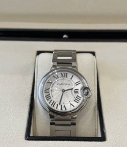 Cartier Blue Balloon W69011Z4 quartz movement, 36mm diameter second-hand single