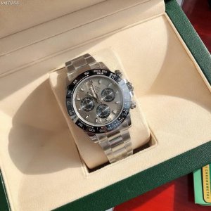 Super A quality with complete packaging box. The Rolex Cosmogradaytona, born in