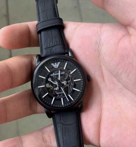 Armani Men's Watch Ar60008. Exquisite craftsmanship with a 316L stainless steel