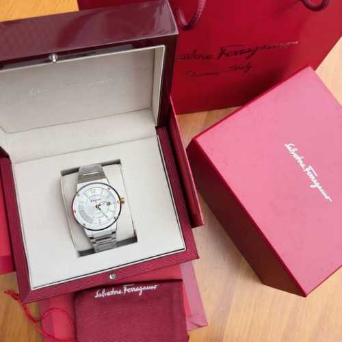 Salvatore Ferragamo F80 quartz men's watch, classic So style, tough design, the