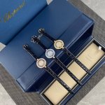 Chopard-Chopard Happy Diamonds Has Gold And Diamonds, Which Means Progress And D