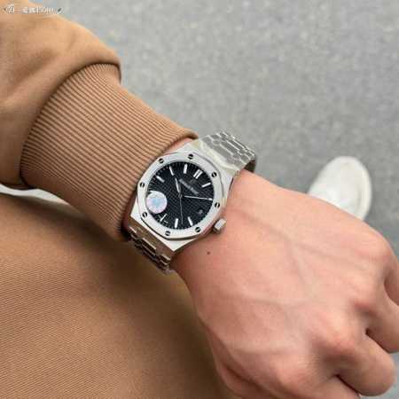 Audemars Piguet 15500 Series Upgraded V2 Version Mechanical Men's Watch feature - Click Image to Close