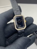 Real Diamond Version With A Circle Of 1.3 Real Stones And 56 Chanel Vintage Chan