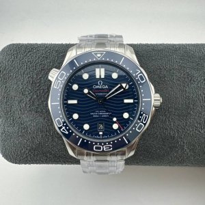 Vs Omega Seamaster series 42mm blue dial steel band coaxial 8800 fully automatic