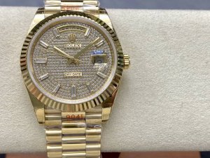 Rolex Datejust 40mm with full diamonds