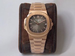 Zf Patek Philippe Super Nautilus is pure in color, rust-free, corrosion-resistan