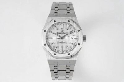 Audemars Piguet Oak Series 15 Equipped With Cal.3120 Fully Automatic Movement Ch