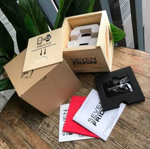 Xxx Comes with full packaging, original Seven Friday item! The newest Seven Frid