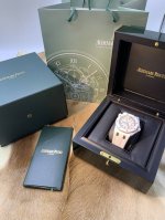 Audemars Piguet Royal Oak 15707 Ceramic, a fully automatic mechanical watch with