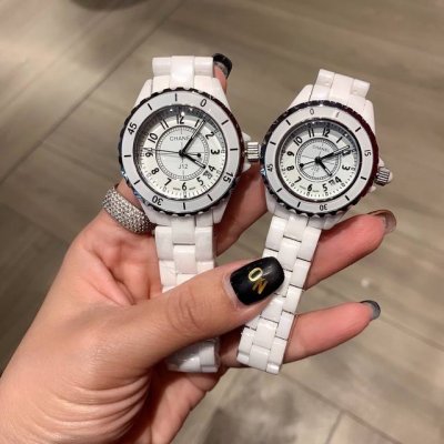 Chanel J12 series N watch diameter: Watch clasp: triple folding original buckle