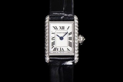 F1 Factory launches the latest out-of-stock Tank Louis Cartier Mini watch. Origi