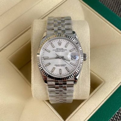 The latest edition of the Rolex Datejust is now available! This Rolex Datejust