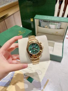 Rolex Daytona, all-gold green dial, mechanical automatic, sapphire mirror, stain