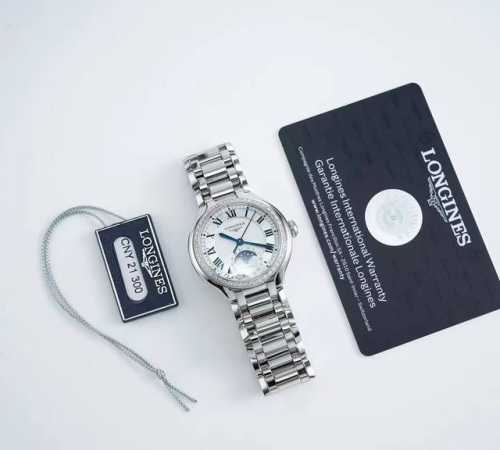 Longines Heart Moon Starry Night Watch: A dazzling display of stars, timeless on