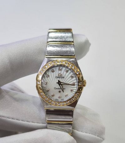 Omega Constellation Series 123.25.24.60.55 6 Quartz Watch, 24mm Diameter, 18K R