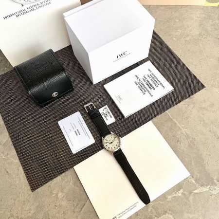 Exclusive first release! The Iw327012 watch case and strap are crafted from 316 - Click Image to Close