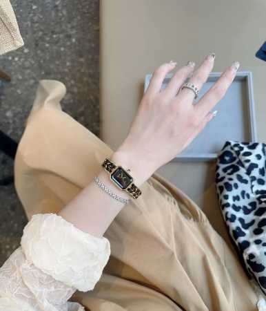 Sisters, the Sugar Cube watch still smells the best! This vintage black and gold - Click Image to Close