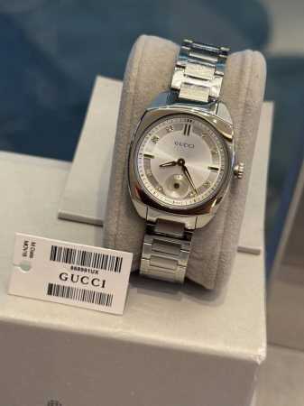 Gucci's new watch exudes elegance! From the Gucci Interlocking series, the cushi - Click Image to Close