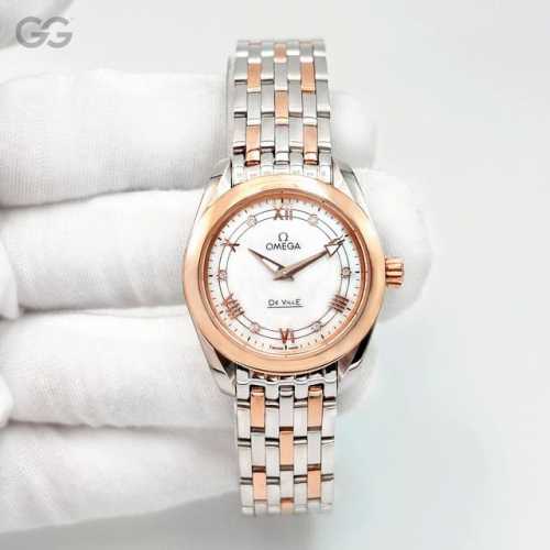 A three-in-one counter hit, exclusive first! The Omega Seamaster Aqua Terra wom