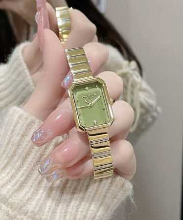 The beauty of autumn and winter is revealed inadvertently! All thanks to this li - Click Image to Close