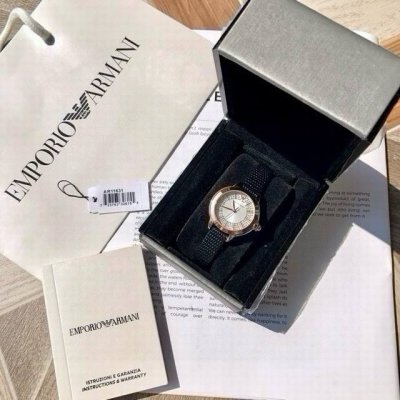 New arrival! Original Armani quartz women's watch, Ar11631, with a layered pav