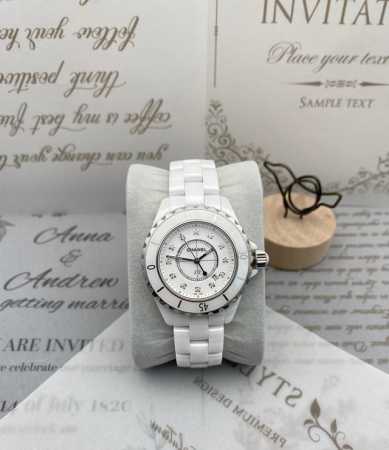 The Chanel J12 H1628 women's quartz watch showcases a perfect blend of modernit - Click Image to Close