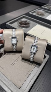 Chanel ceramic watch, Premi