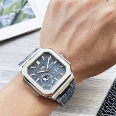 Men's Favorite Nautilus Series WatchesLatest: Patek Philippe's best design, excl