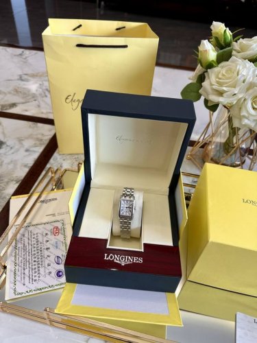 Same packaging as the picture Original 1:1 Longines Detroit Wiener steel strap i
