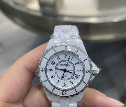 Brand: ChanelSeries: J12 SeriesModel: H0968Material: Stainless steelMirror: Sapp